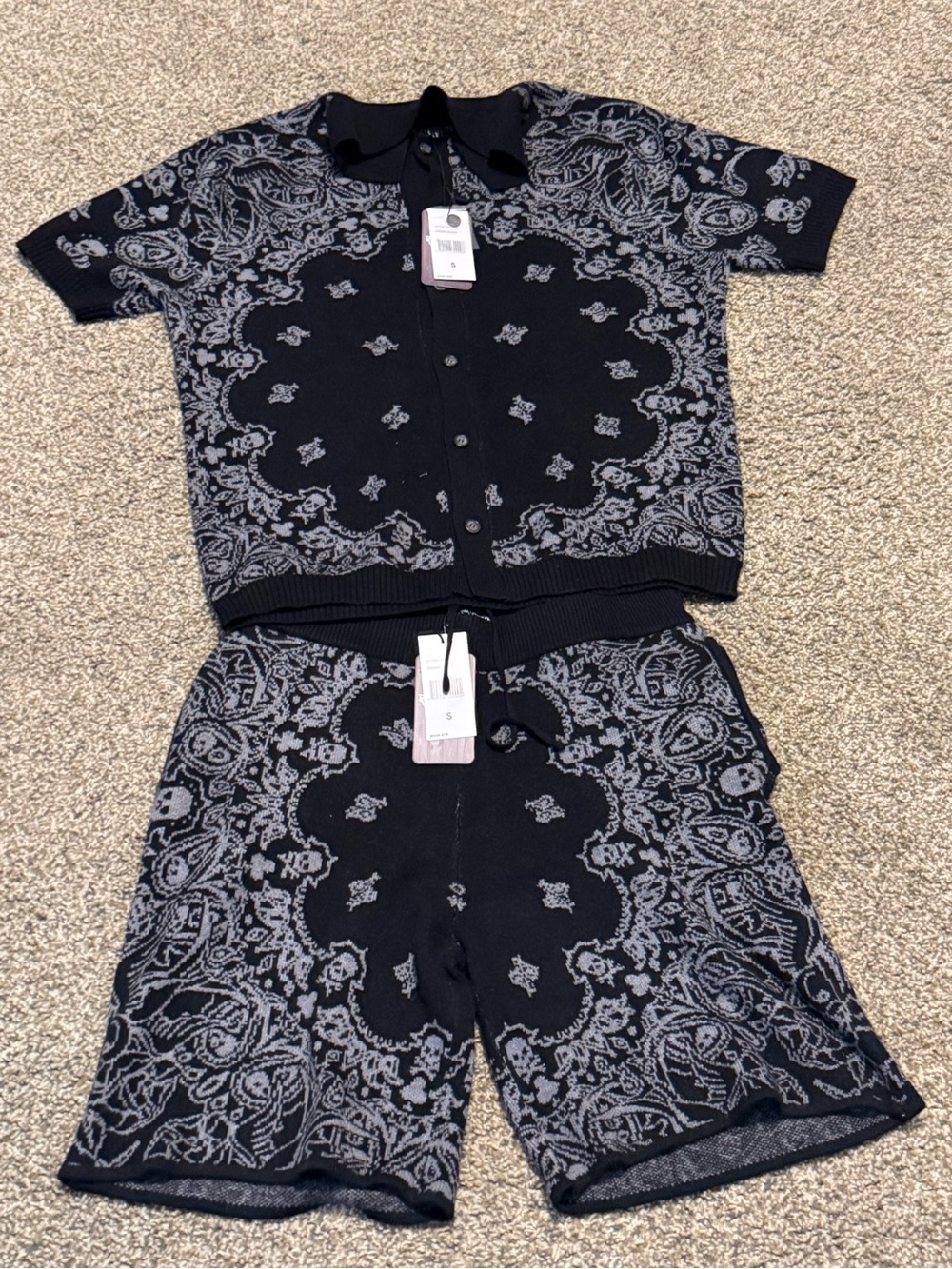 $150 retail Ringspun knitted set size small